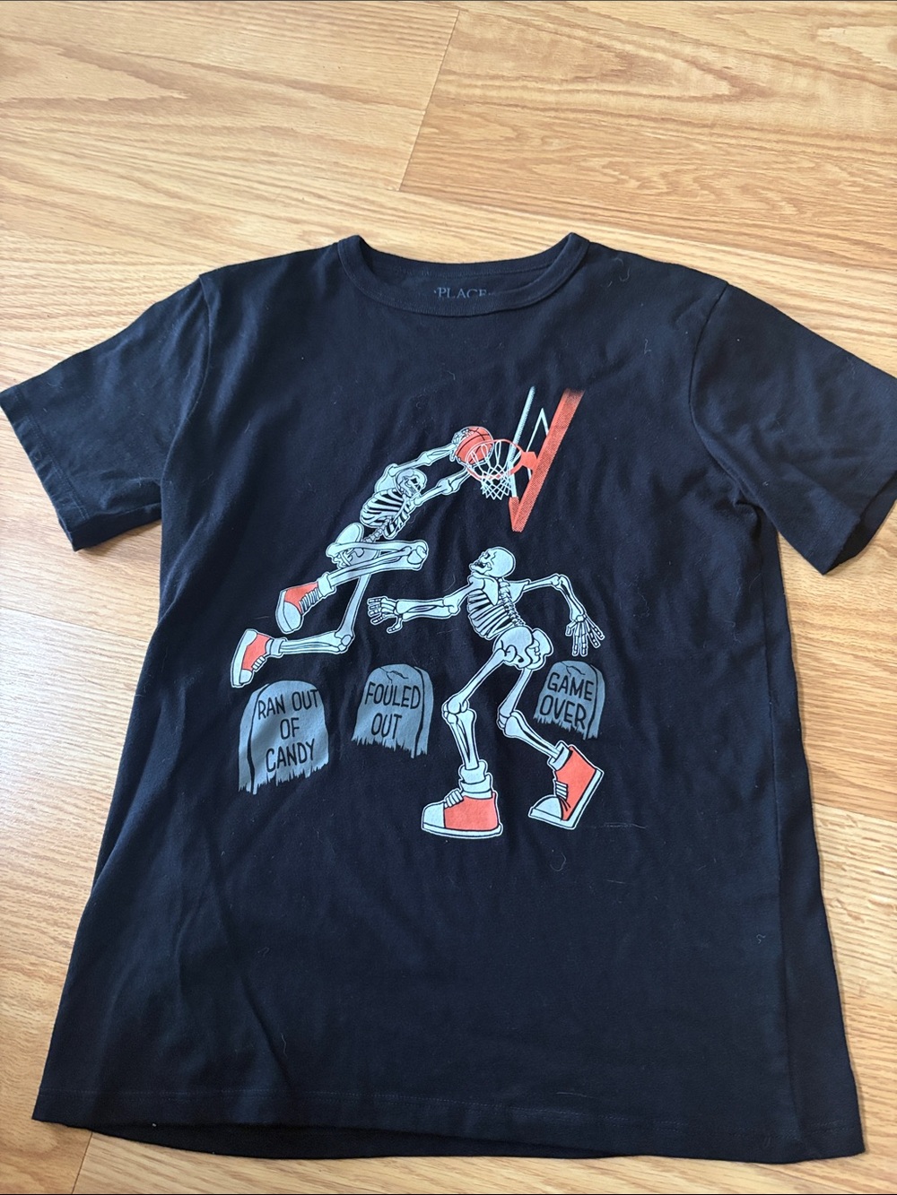 The Children's Place Black Tee with Skeleton Basketball Graphic Halloween Size L